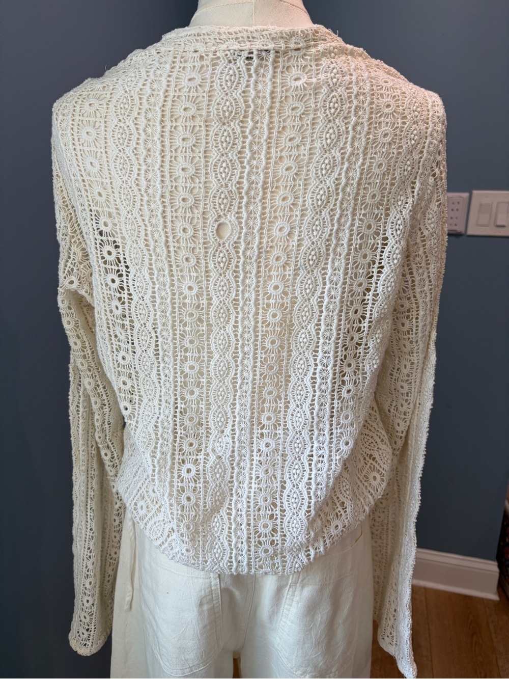 Lucky Brand Ivory Crochet Lace Long Sleeve Sweater Boho Pullover - Picture 5 of 8